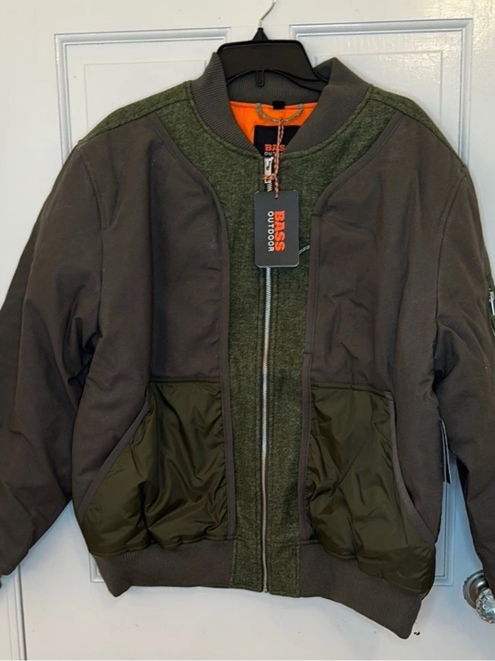 Bass Outdoor Hero Bomber Jacket Gray size L‎ NWT